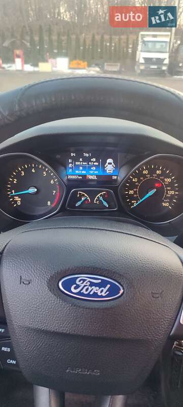 Седан Ford Focus 2017 в Львове