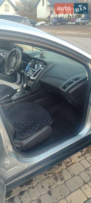 Седан Ford Focus 2017 в Львове
