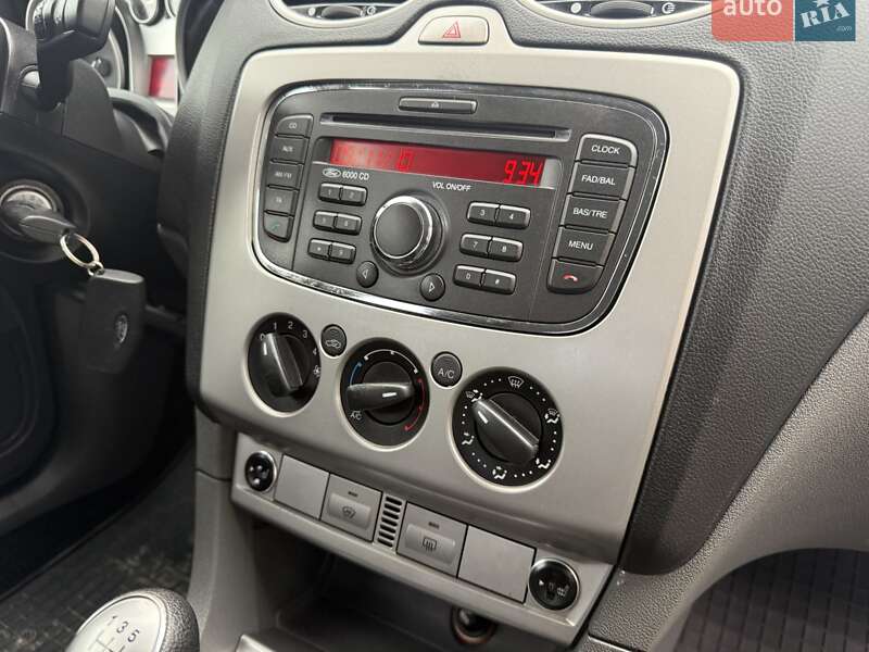 Универсал Ford Focus 2010 в Луцке фото 34 Универсал Ford Focus 2010 в Луцке