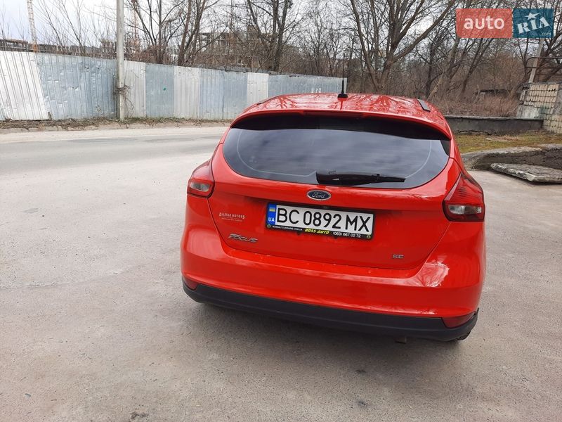 Хэтчбек Ford Focus 2015 в Львове
