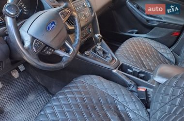 Седан Ford Focus 2015 в Черновцах