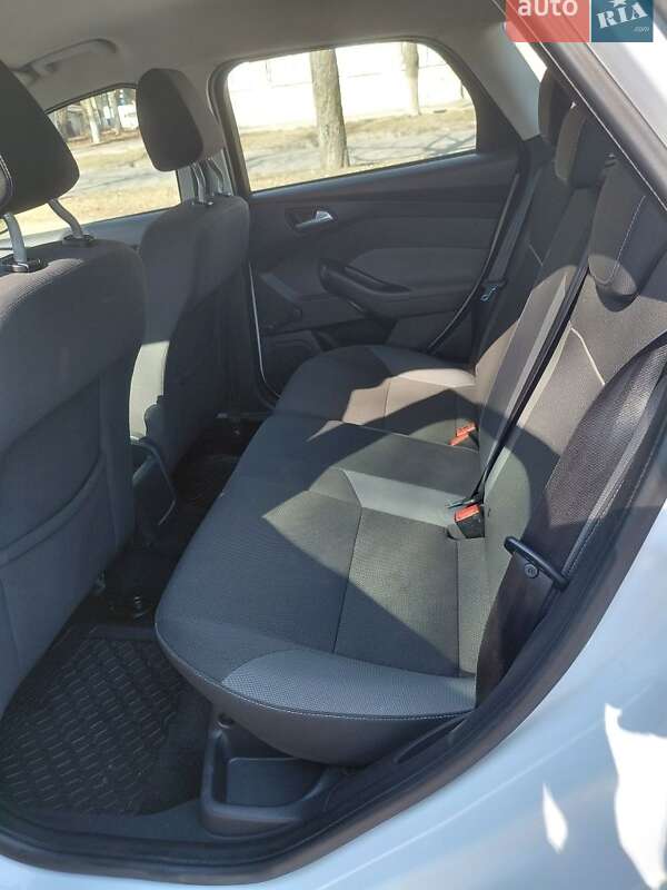 Універсал Ford Focus 2012 в Рівному фото 17 Універсал Ford Focus 2012 в Рівному