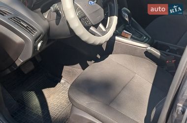 Седан Ford Focus 2017 в Ніжині