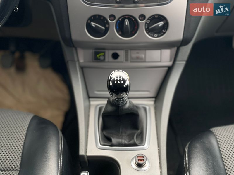 Хэтчбек Ford Focus 2011 в Днепре