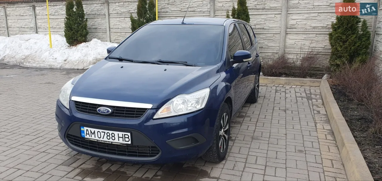 2010 Ford Focus - мініатюра 14