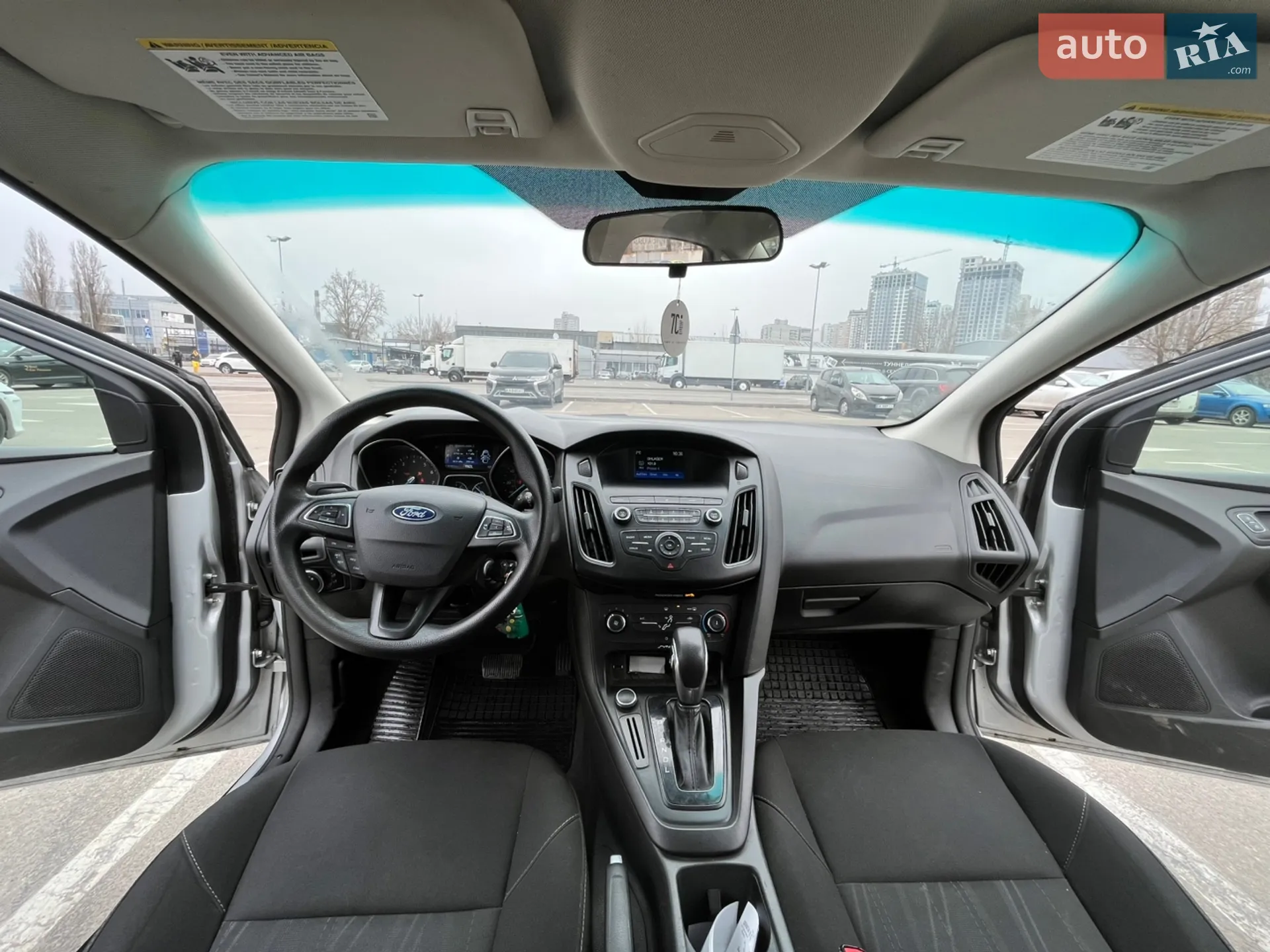 2017 Ford Focus - мініатюра 14