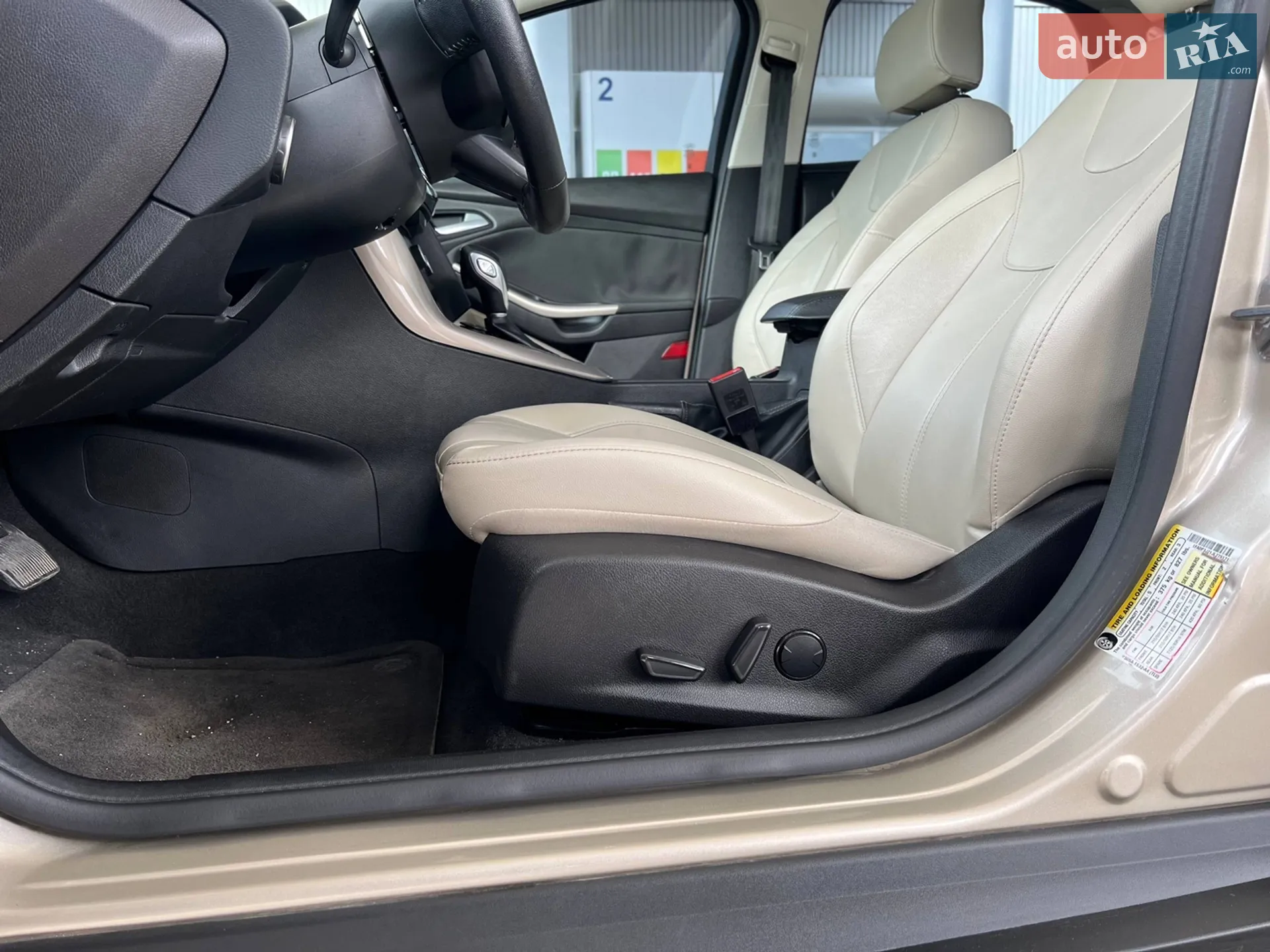 2018 Ford Focus - мініатюра 23
