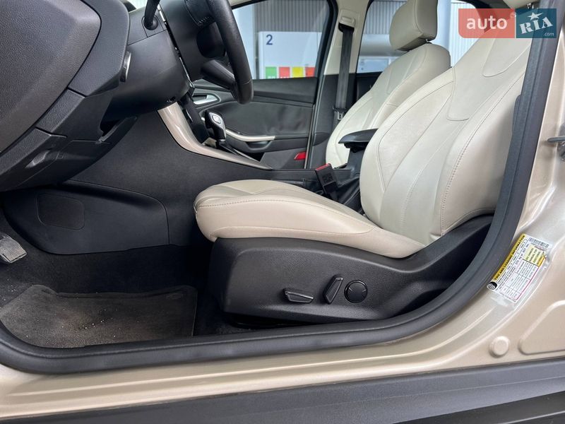 Седан Ford Focus 2018 в Черновцах