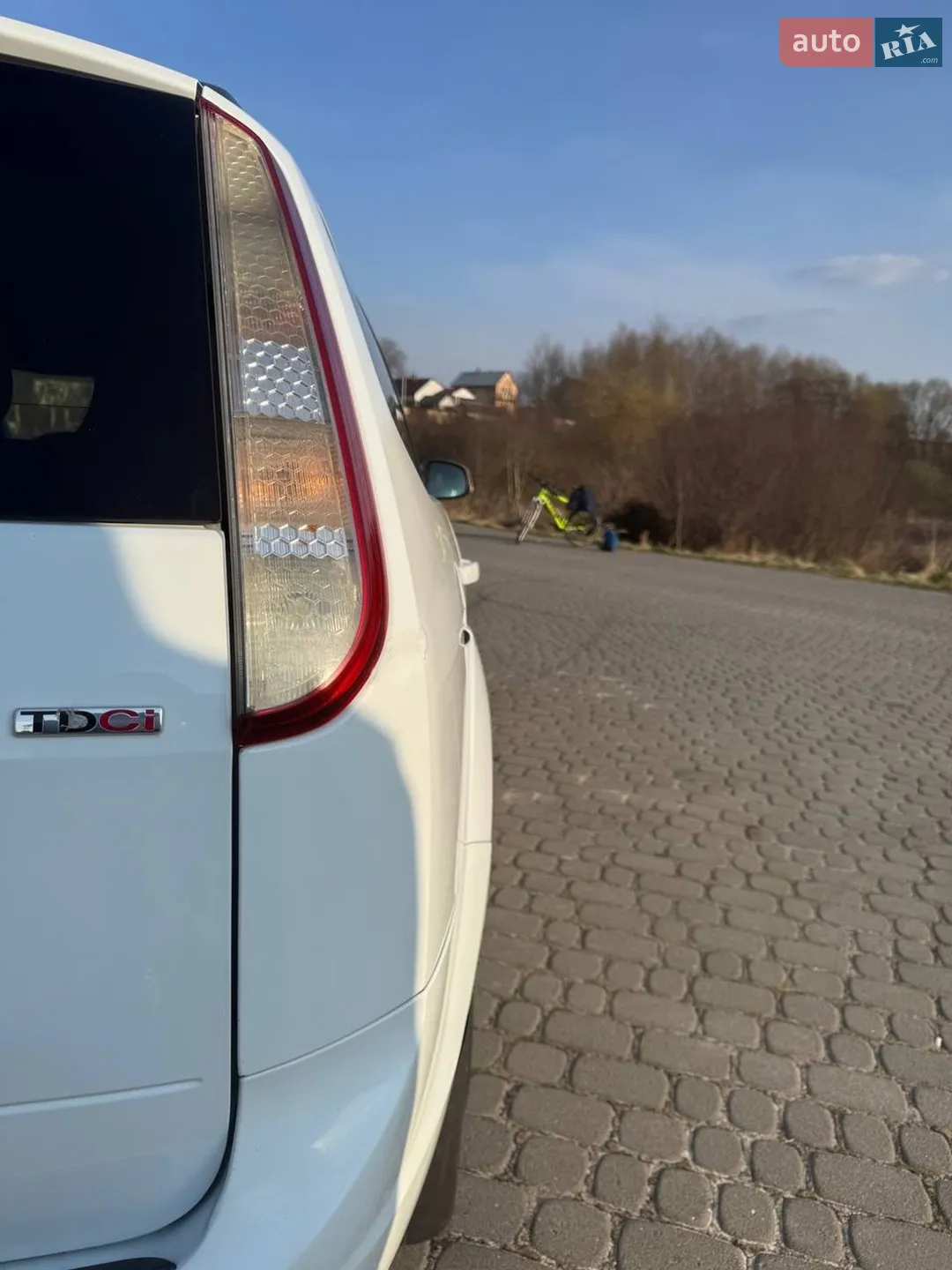 2010 Ford Focus - мініатюра 10