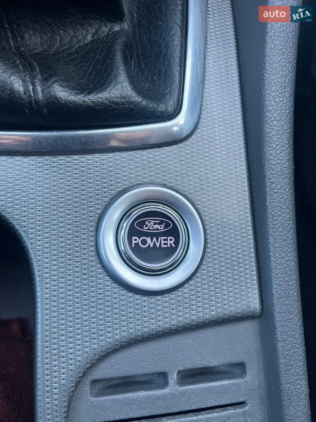 2010 Ford Focus - мініатюра 19