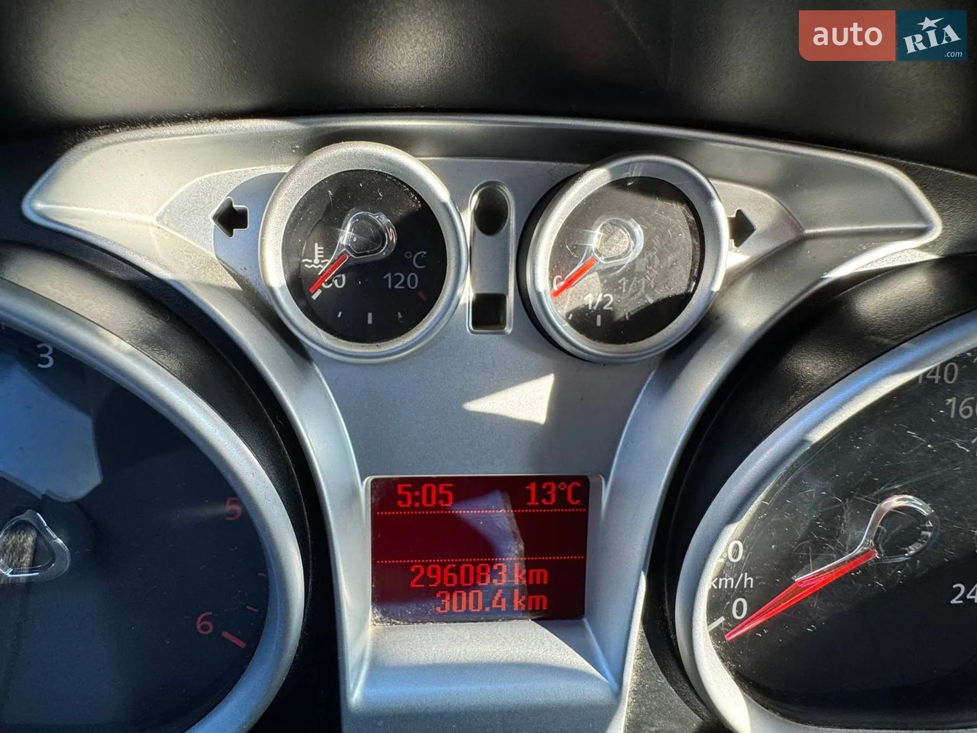 2010 Ford Focus - мініатюра 12