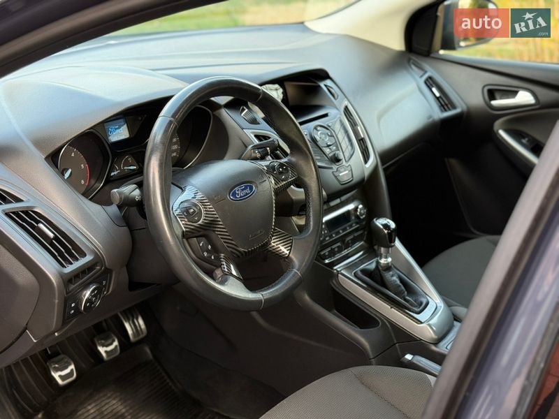 Хетчбек Ford Focus 2011 в Калуші
