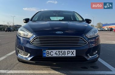 Седан Ford Focus 2017 в Львове