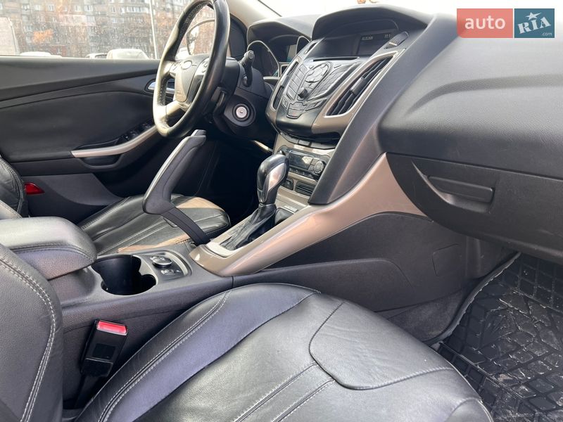 Хетчбек Ford Focus 2012 в Черкасах