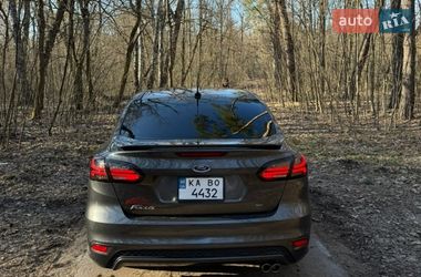 Седан Ford Focus 2016 в Києві