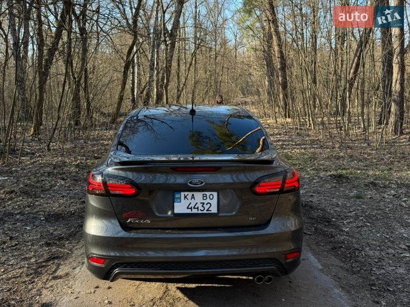 Седан Ford Focus 2016 в Києві