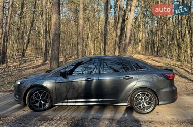 Седан Ford Focus 2016 в Києві
