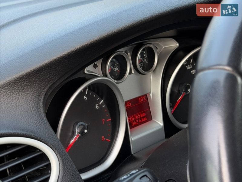 Універсал Ford Focus 2010 в Хмельницькому