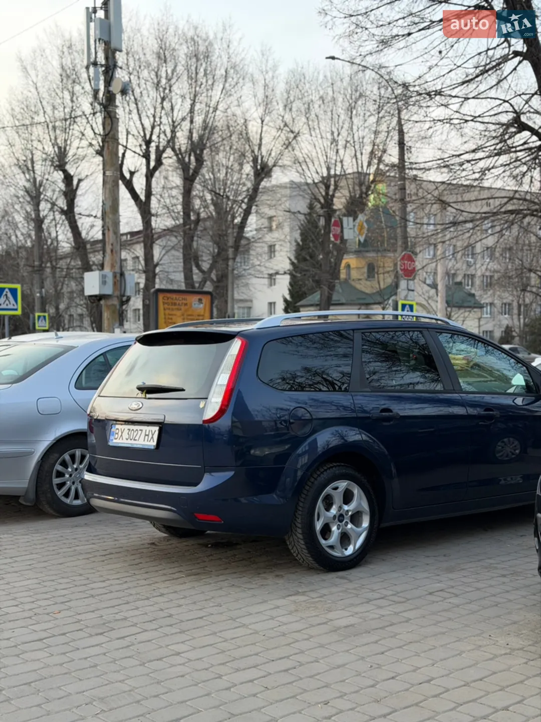 2010 Ford Focus - мініатюра 8