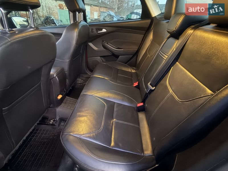 Седан Ford Focus 2016 в Сумах