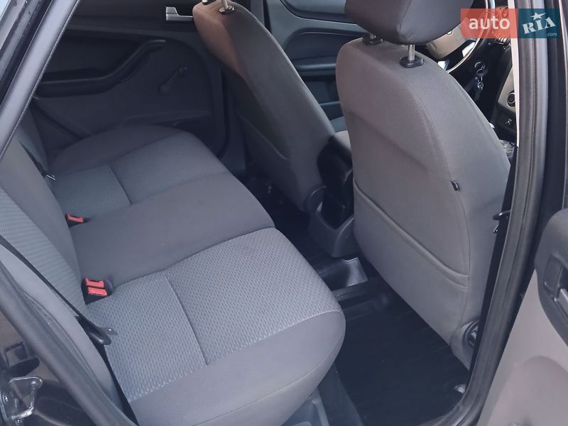 Хэтчбек Ford Focus 2007 в Киеве