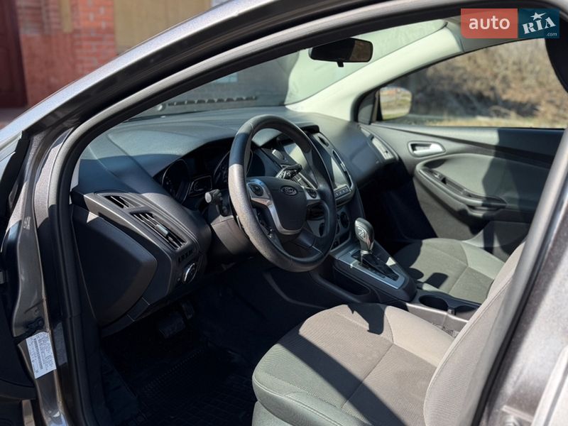 Хэтчбек Ford Focus 2014 в Харькове