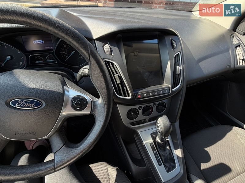 Хэтчбек Ford Focus 2014 в Харькове