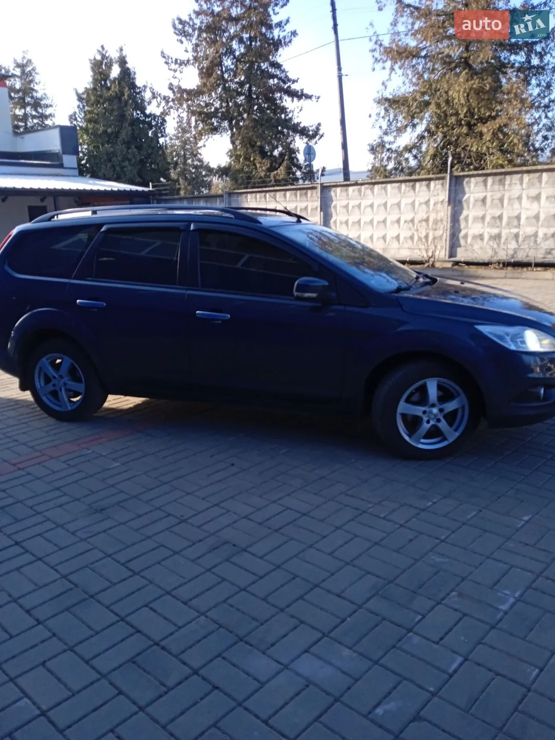 2010 Ford Focus - мініатюра 20
