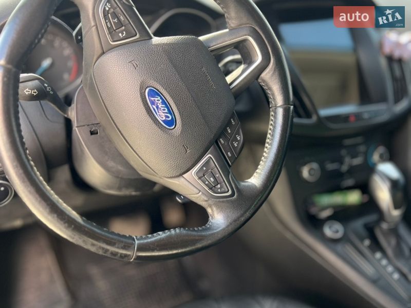 Седан Ford Focus 2015 в Тернополі фото 17 Седан Ford Focus 2015 в Тернополі