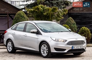 Седан Ford Focus 2015 в Львові