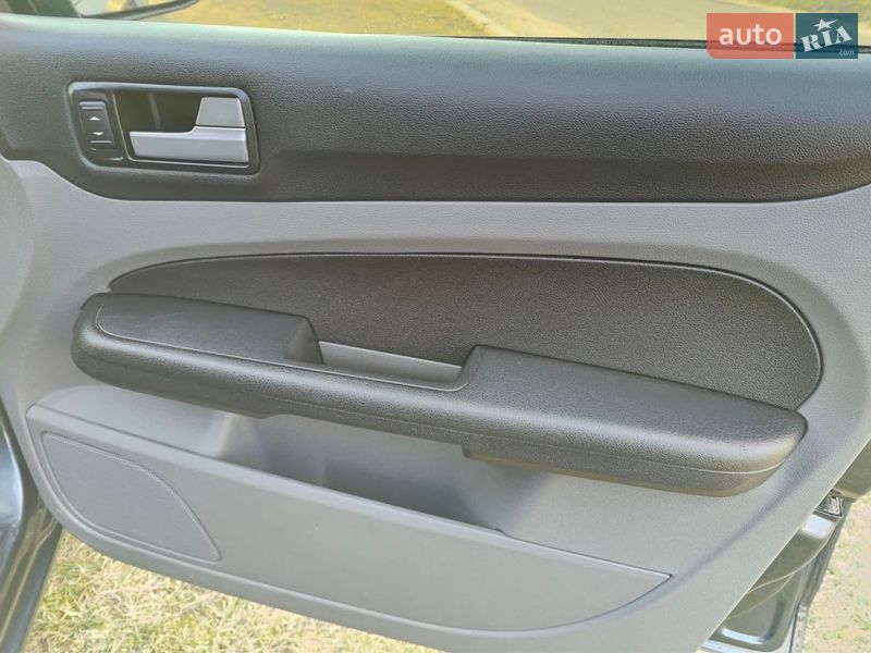 Универсал Ford Focus 2008 в Киеве