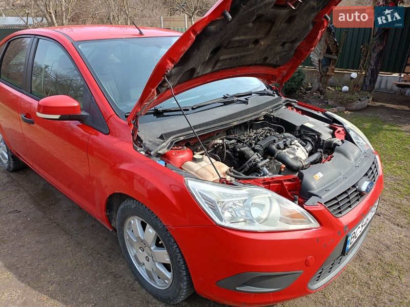 Хэтчбек Ford Focus 2010 в Бродах