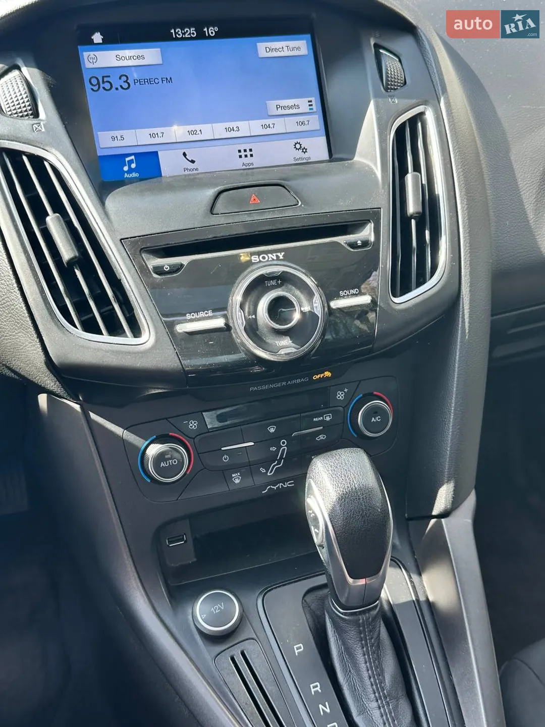 Ford Focus 2017 VIN 1FADP3H22HL289323 фото оголошення 20 з 27