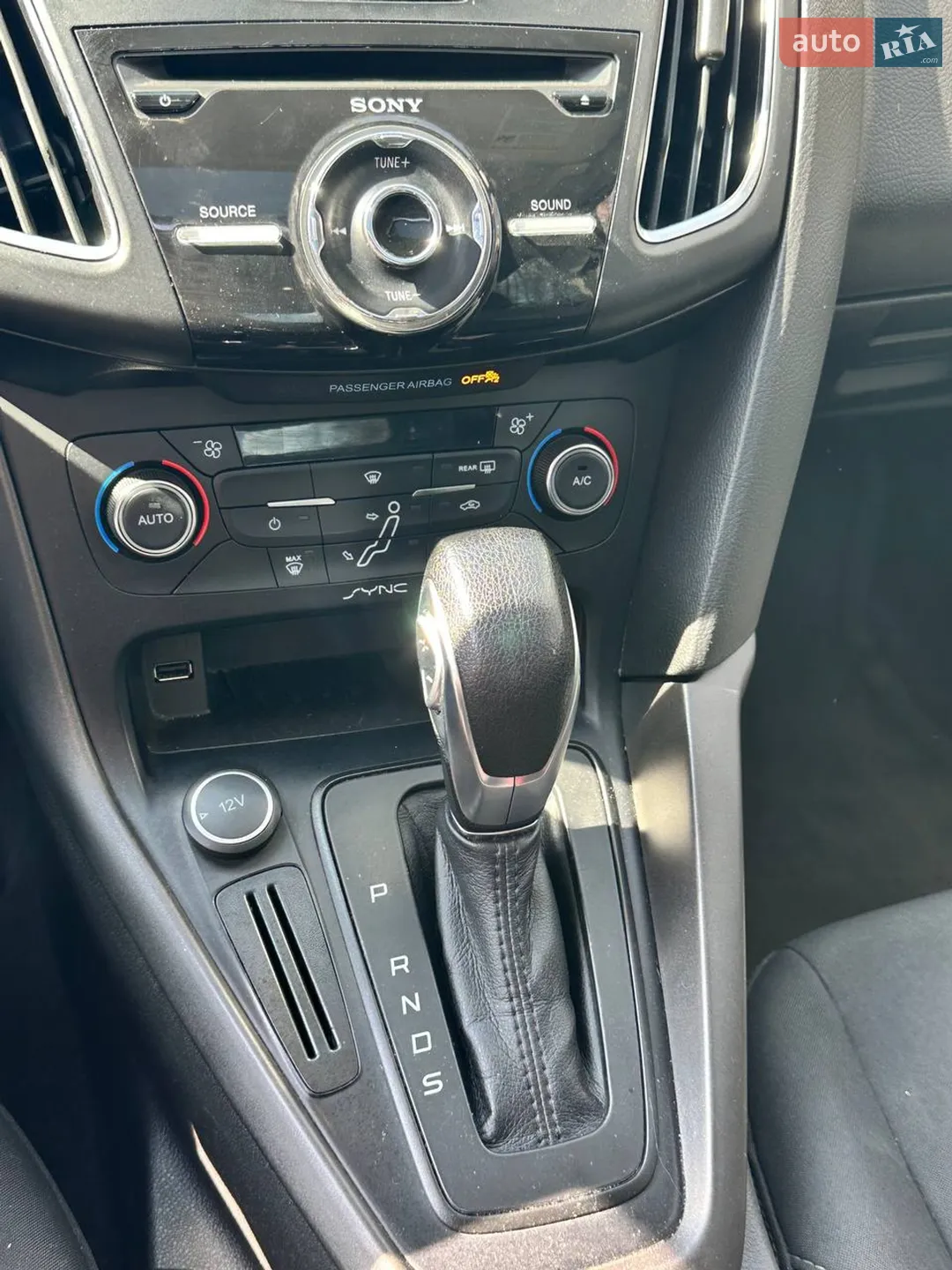 Ford Focus 2017 VIN 1FADP3H22HL289323 фото оголошення 21 з 27