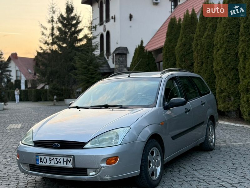 Универсал Ford Focus 2001 в Хусте