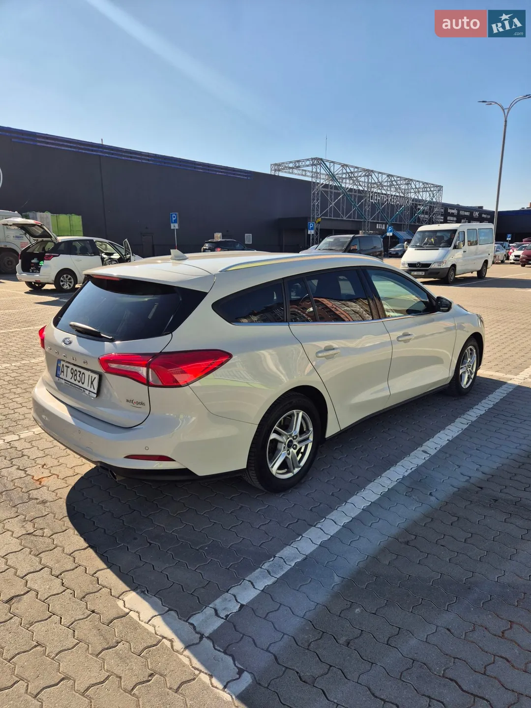 2020 Ford Focus - мініатюра 3
