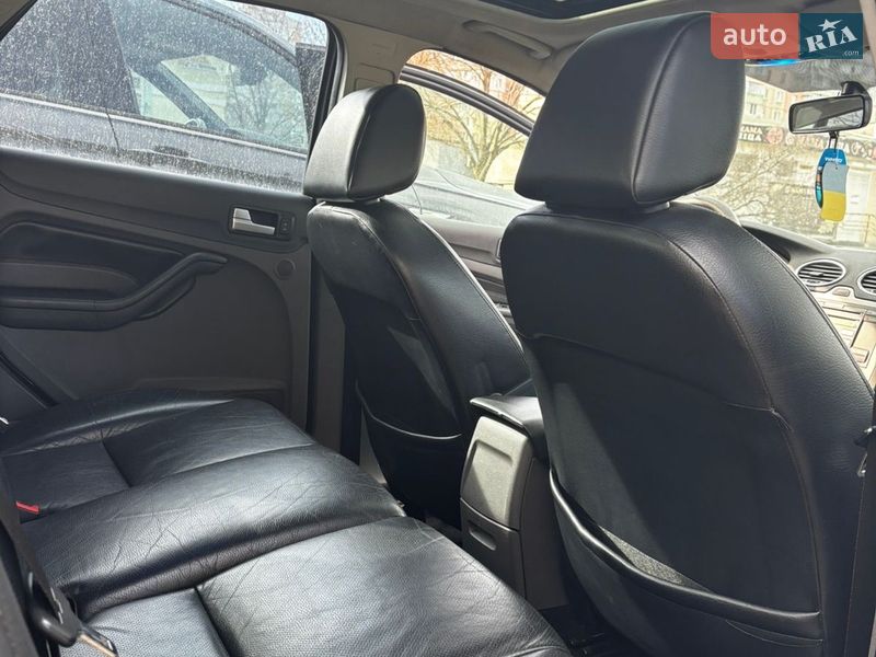 Седан Ford Focus 2005 в Полтаве