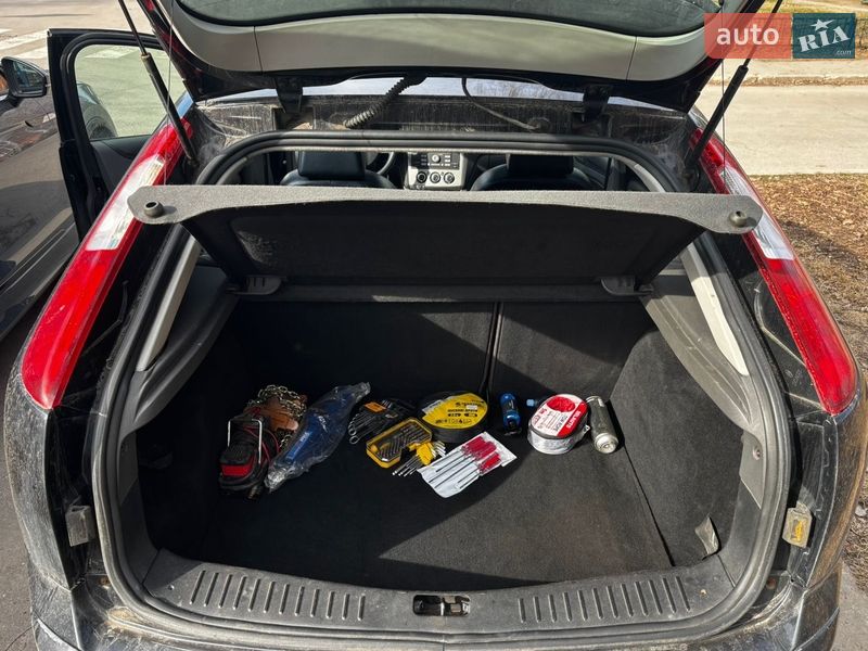 Седан Ford Focus 2005 в Полтаве