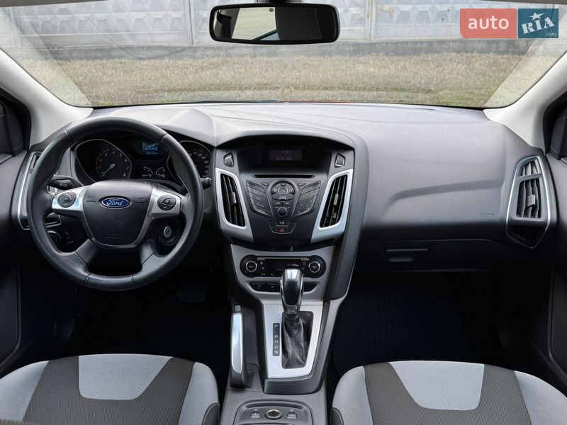 Хэтчбек Ford Focus 2011 в Киеве