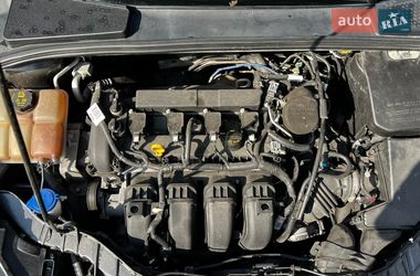 Хэтчбек Ford Focus 2015 в Ровно