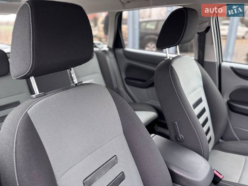 Универсал Ford Focus 2011 в Коломые фото 36 Универсал Ford Focus 2011 в Коломые