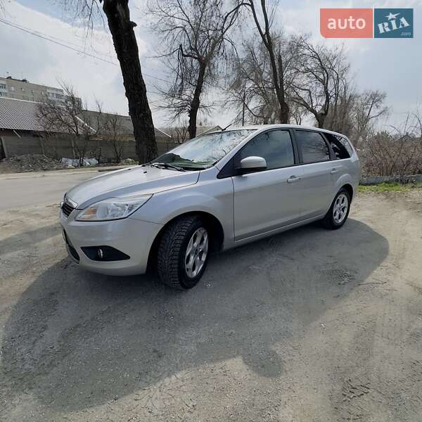 Універсал Ford Focus 2010 в Запоріжжі