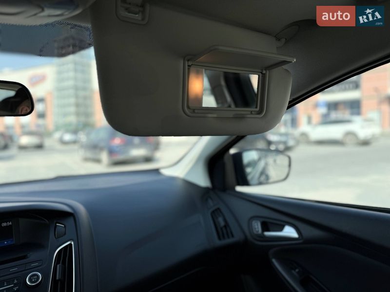 Седан Ford Focus 2015 в Львове