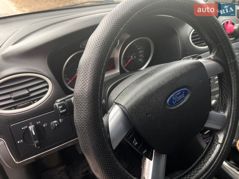 Хетчбек Ford Focus 2009 в Кам'янець-Подільському