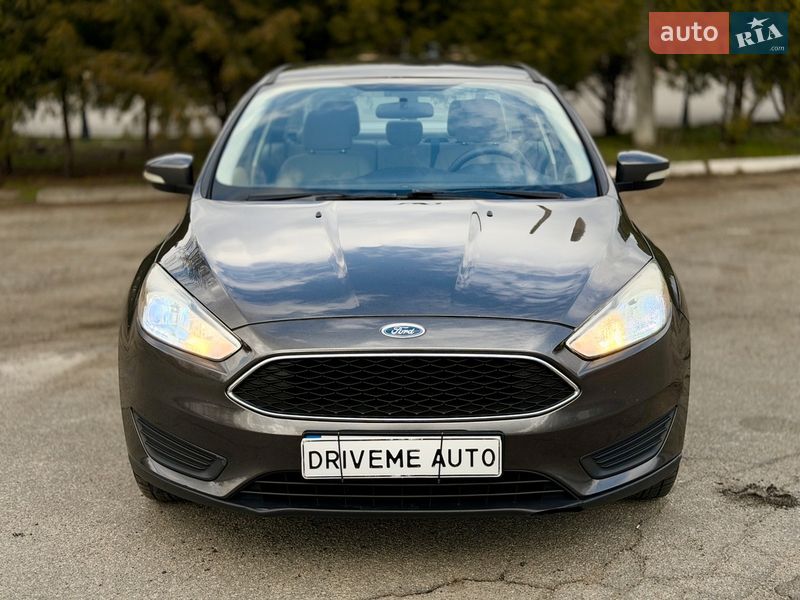 Седан Ford Focus 2014 в Днепре