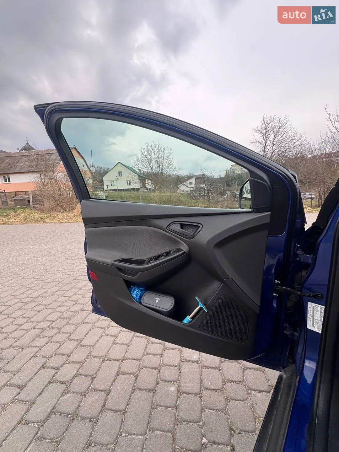 2011 Ford Focus - мініатюра 10