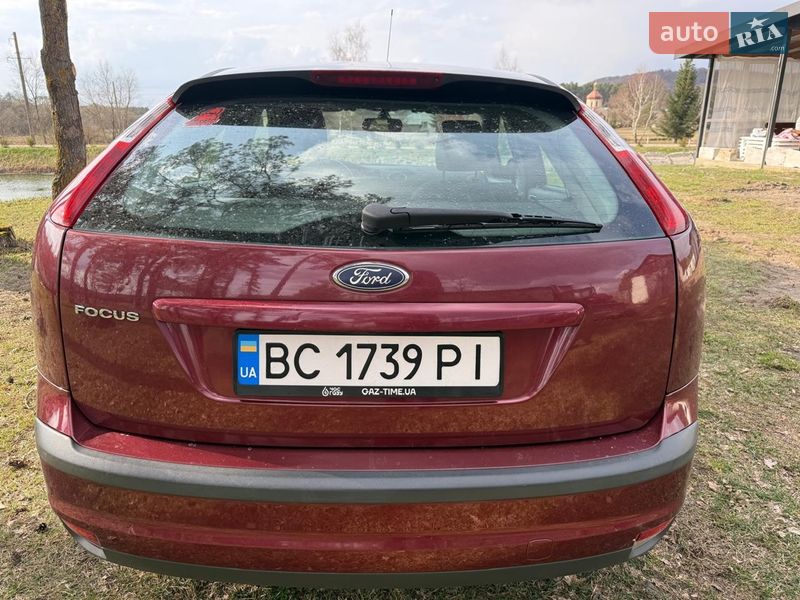 Хетчбек Ford Focus 2005 в Києві фото 3 Хетчбек Ford Focus 2005 в Києві