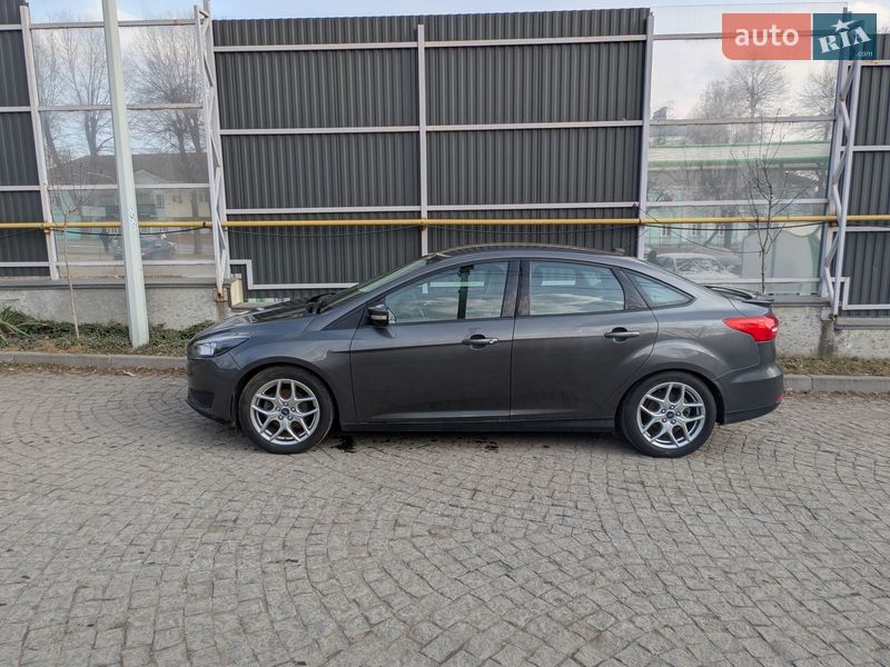 Седан Ford Focus 2015 в Хмельницькому