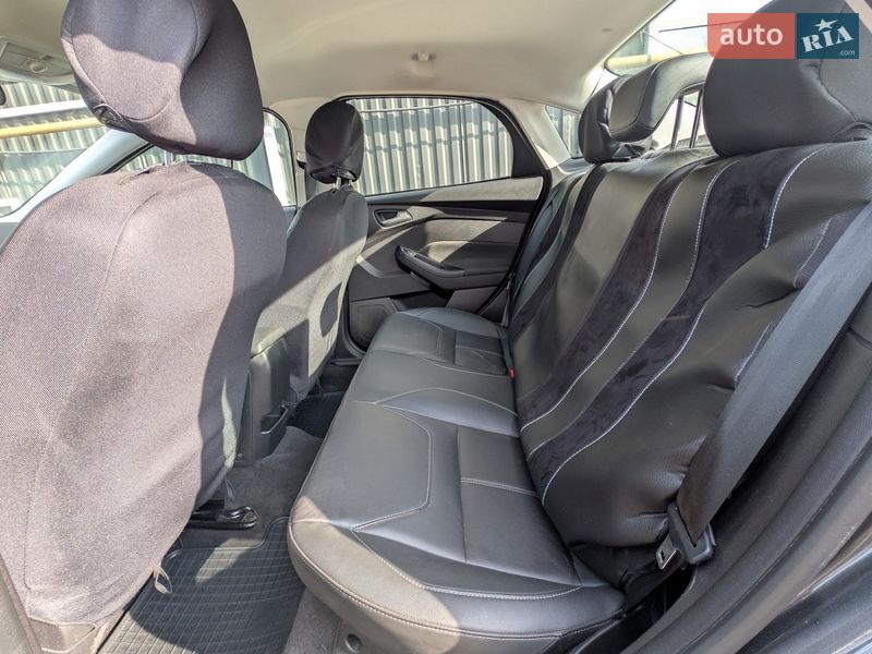 Седан Ford Focus 2015 в Хмельницькому