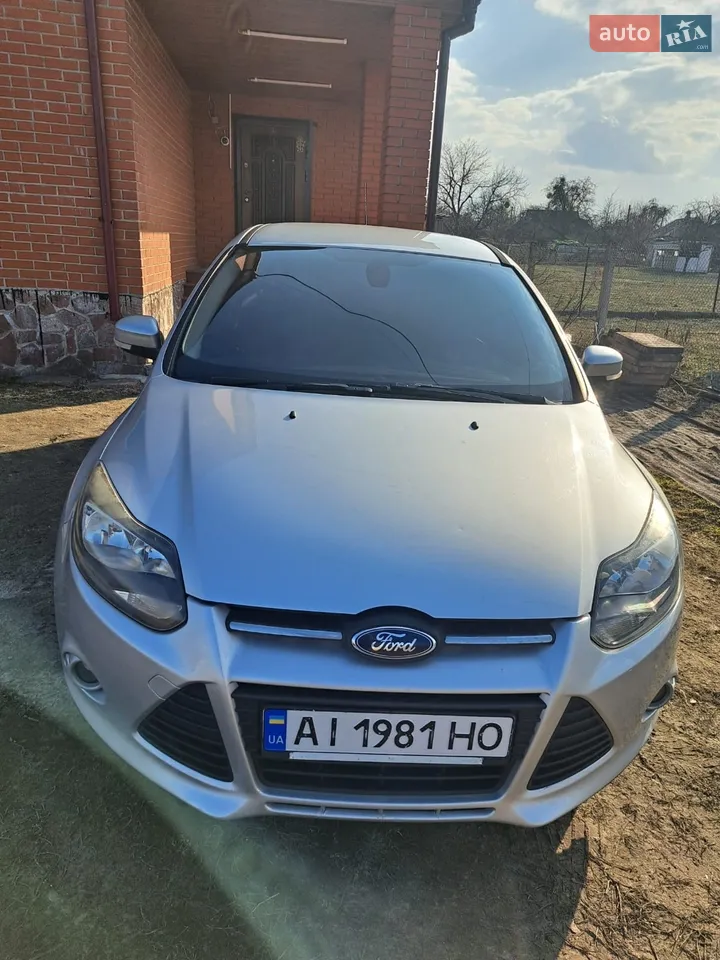 2010 Ford Focus - мініатюра 19